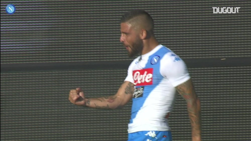 Insigne scored a brilliant goal for Napoli over Sampdoria in 2017. DUGOUT