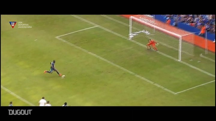 VIDEO: Adrián Gabbarini's penalty saves for Liga de Quito