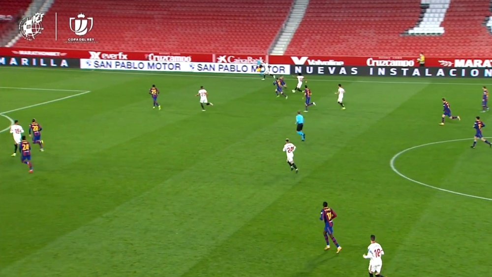 Jules Kounde scored a brilliant goal in Sevilla's 2-0 win over Barca. DUGOUT