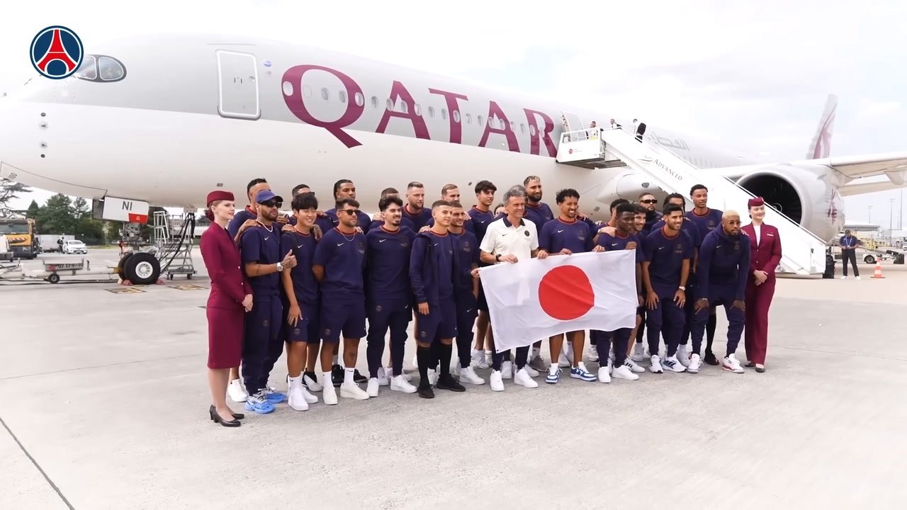 VIDEO: Neymar and stars travel to Osaka