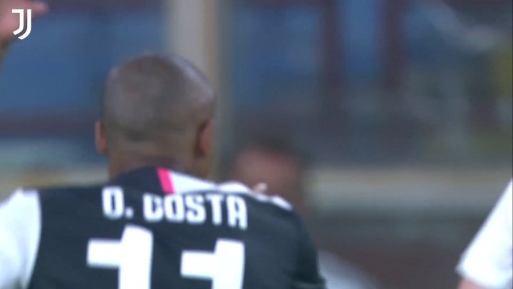 VIDÉO : Le superbe but de Douglas Costa contre le Genoa