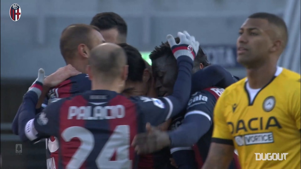 Il gol di Tomiyasu contro l'Udinese. Dugout
