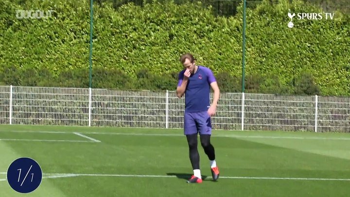 VIDEO: Kane sfida Hugo Lloris in allenamento