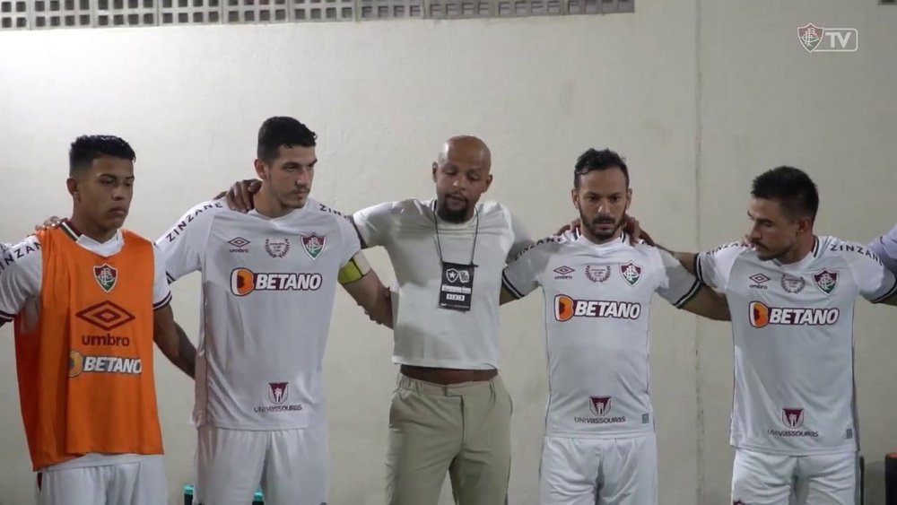 Felipe Melo discursa antes da semifinal contra o Botafogo. DUGOUT