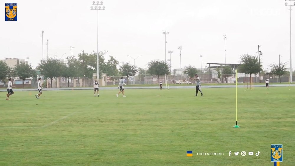 Natalia marcó un golazo. DUGOUT