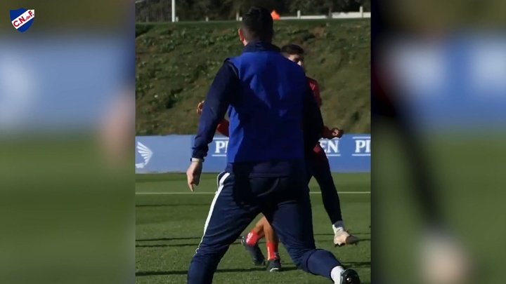 VÍDEO: Luis Suárez faz primeiro treino no Nacional