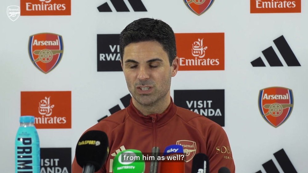 Arteta believes Gabriel Martinelli has a bright future. DUGOUT