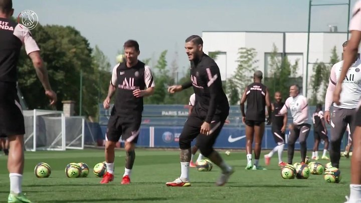 VIDEO: Messi, Neymar, Mbappé… PSG’s rondo of stardom
