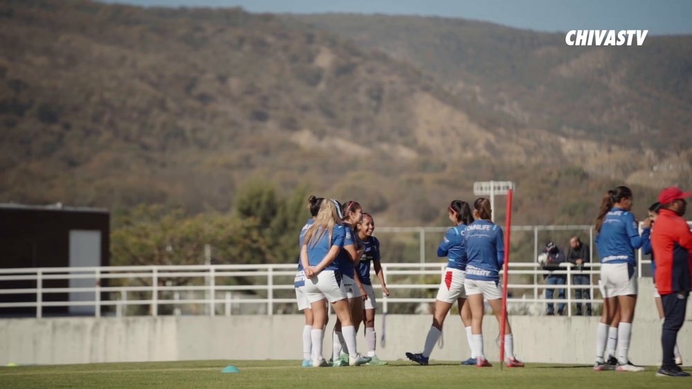 Así se prepara Chivas Femenil para enfrentar a León. Captura/DUGOUT