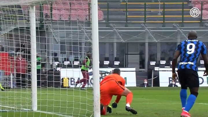 VIDEO: i 52 pazzeschi secondi di Handanović nel Derby
