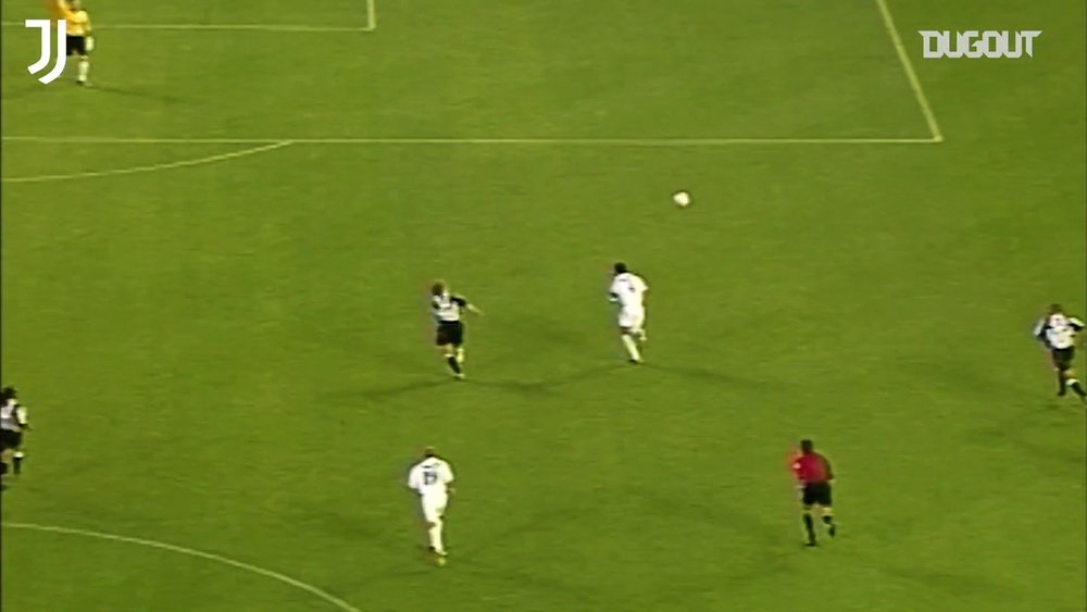Les meilleurs buts de la Juventus en Ligue des champions. DUGOUT