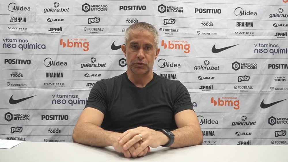 Sylvinho analisa derrota do Corinthians para o Flamengo no Maracanã. DUGOUT