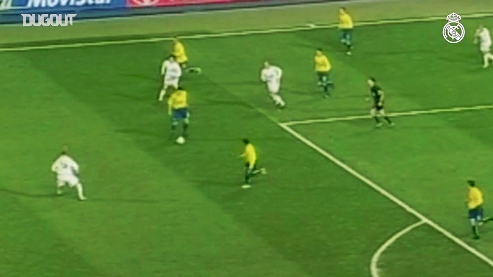 Le but magnifique de Ronaldo Nazario contre Villarreal. Dugout