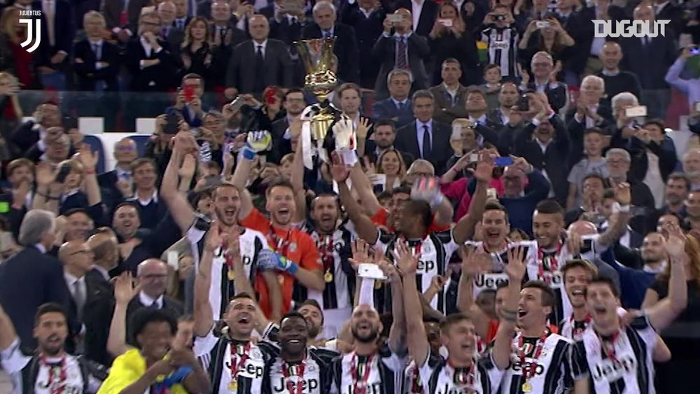 Juventus won the 2016 Coppa Italia. DUGOUT