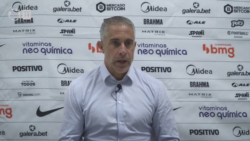 Sylvinho analisa derrota para o São Paulo e vê dificuldade. DUGOUT