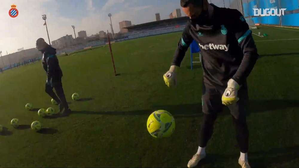 Espanyol training from a goalkeeper’s point of view. DUGOUT