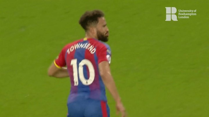 VIDÉO : Le but splendide de Townsend contre Manchester City