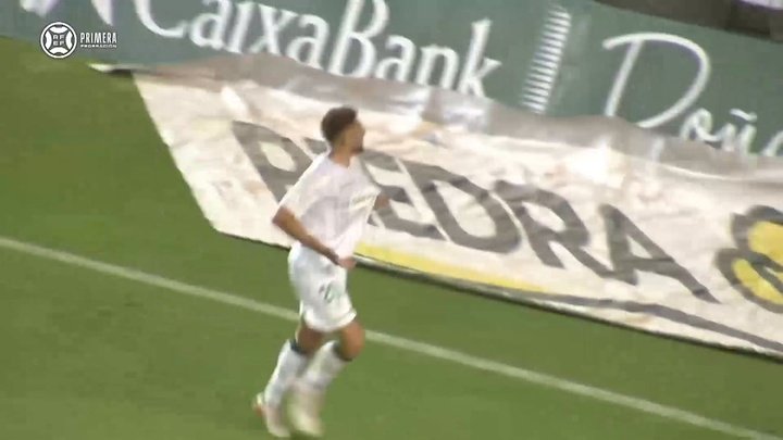 VÍDEO: precioso gol de vaselina del Córdoba en Primera RFEF