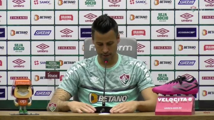 VÍDEO: Fábio comemora acerto com o Fluminense e fala em busca por seu espaço no time