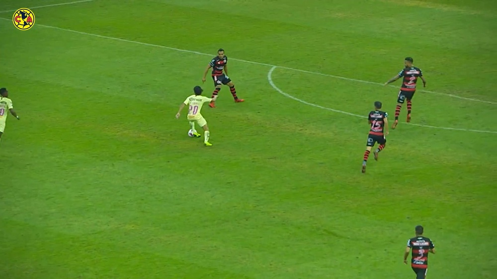 Golazo de Diego Lainez en el América. DUGOUT
