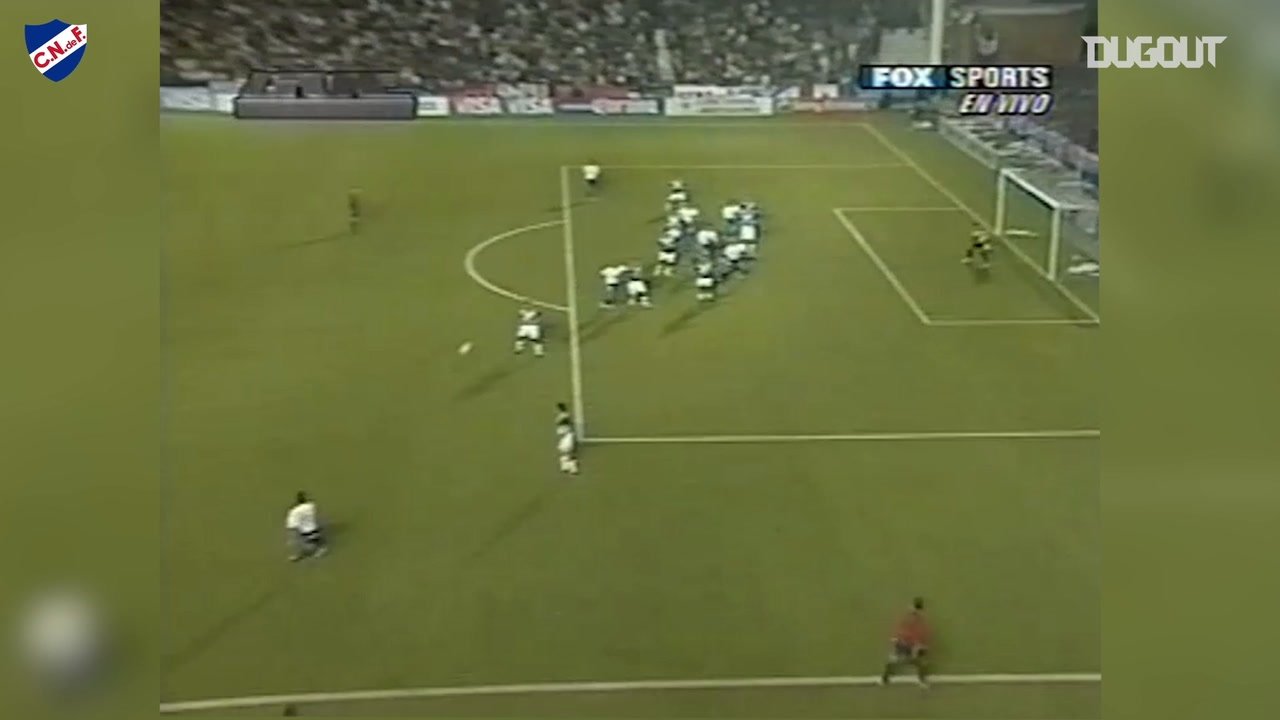 VIDEO: Diego Godín’s great header goal against Vélez