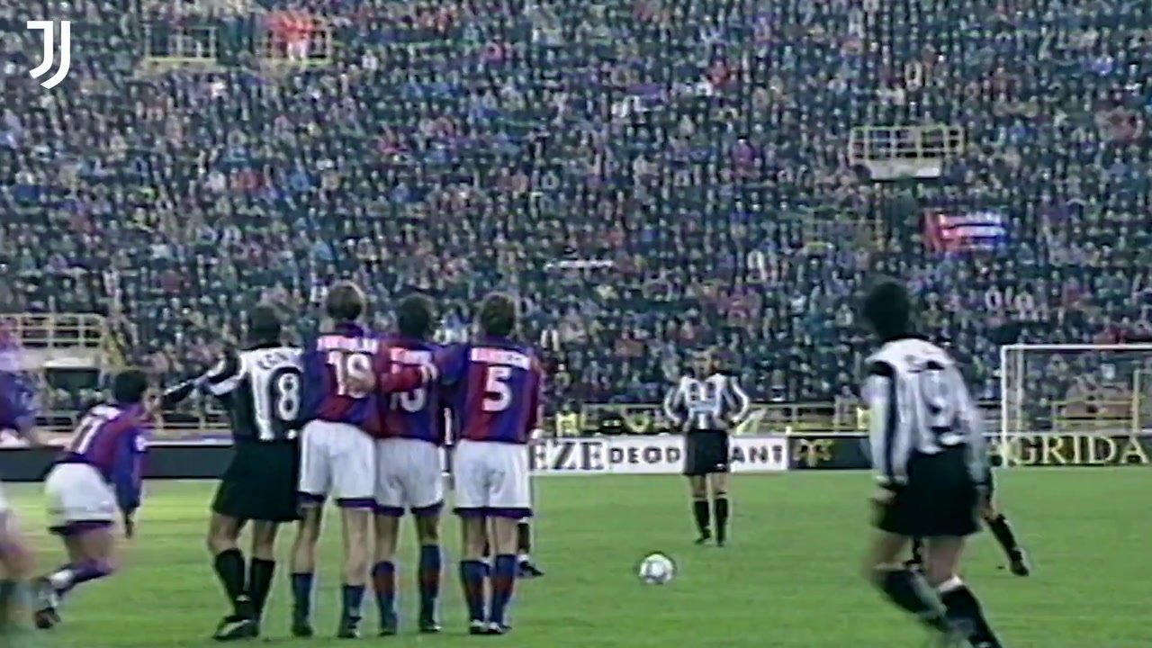VIDÉO : Les meilleurs coups francs de la Juventus contre Bologne