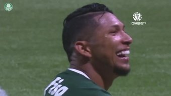 Palmeiras, strepitoso gol di Rony in rovesciata. Dugout