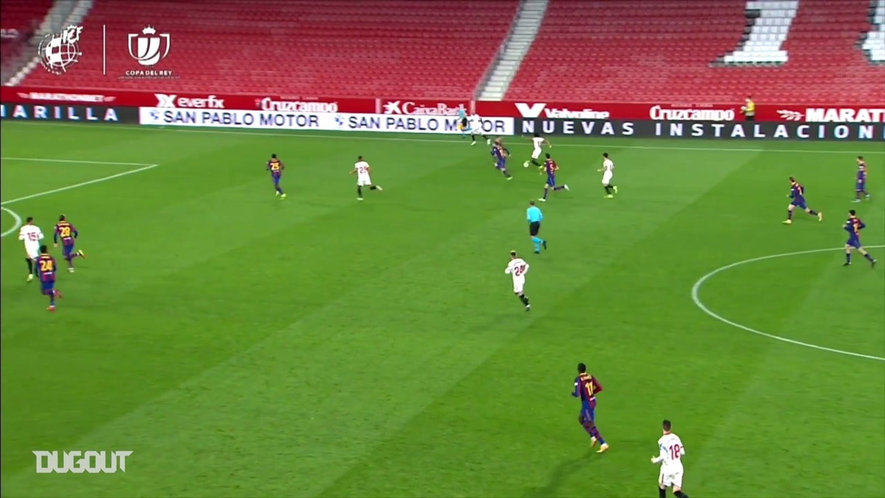 VIDÉO : Le superbe but de Jules Koundé contre Barcelone. Dugout