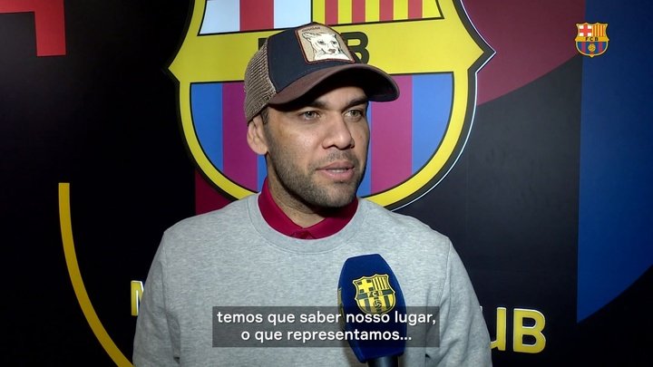 VÍDEO: Dani Alves crê em classificação do Barça na Champions