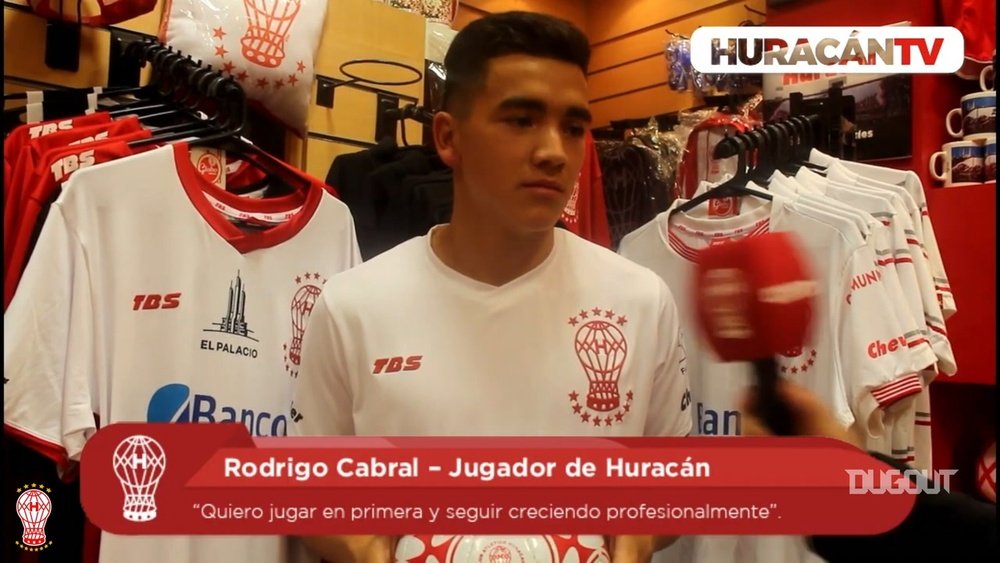 VÍDEO: las primeras palabras de Rodrigo Cabral tras firmar con Huracán. Captura/Dugout
