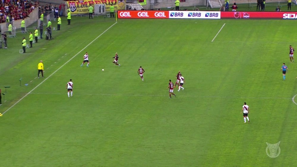 Flamengo defeated Atletico-GO 4-1 in the Brazilian league. DUGOUT