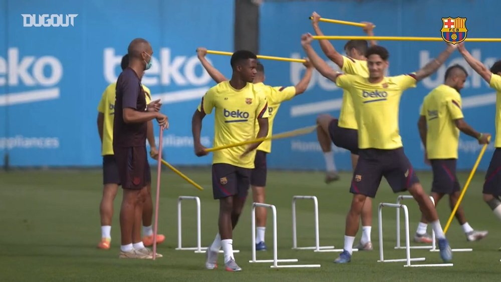 Barcelona returned to training. DUGOUT