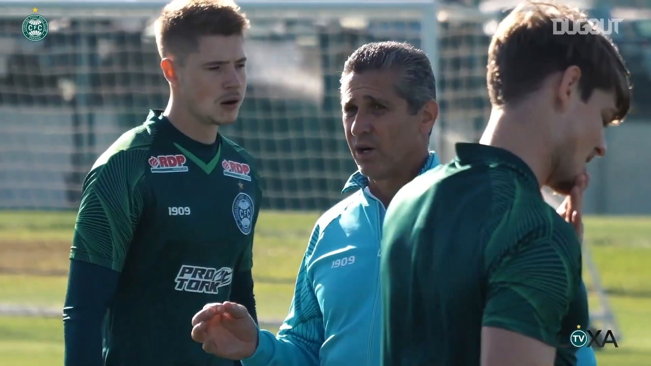 Jorginho estreará neste domingo como técnico do Coritiba. DUGOUT