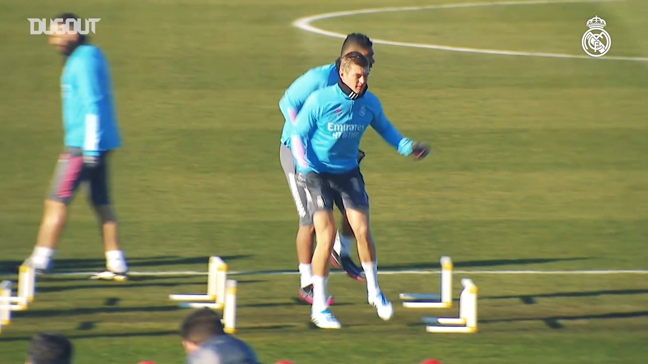Last training session before the opening Copa del Rey game. DUGOUT