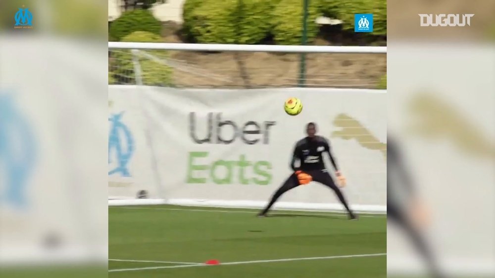 Henrique trained with Marseille. DUGOUT
