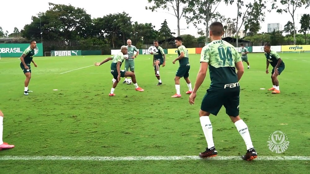 Palmeiras treina forte em meio a pausa do Campeonato Paulista. DUGOUT