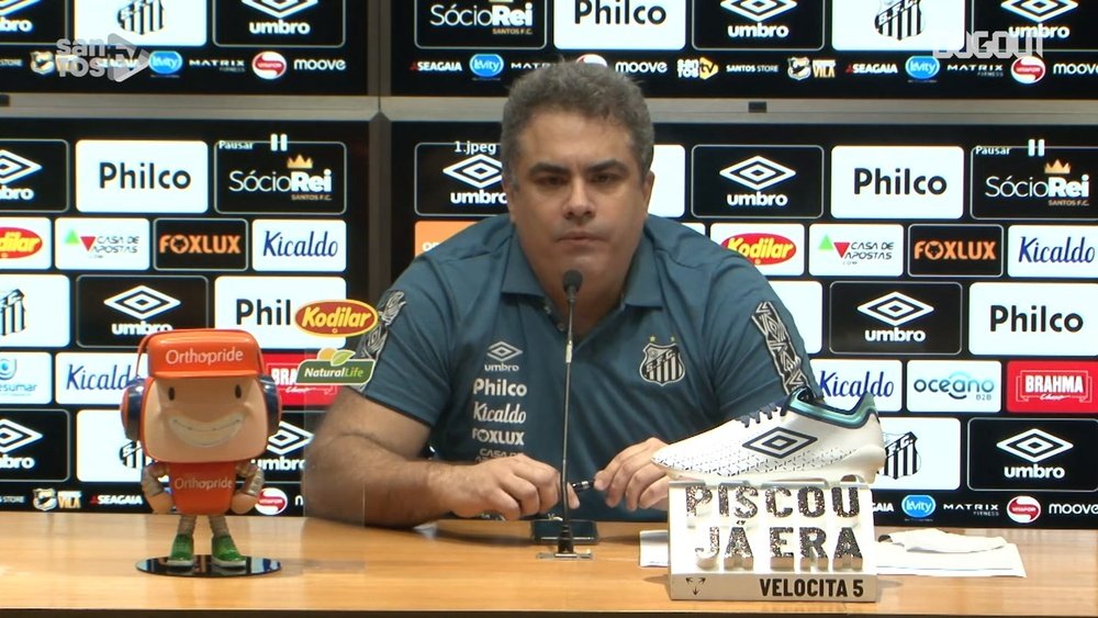 Orlando Rollo falou com a imprensa sobre as mudanças no Santos. DUGOUT
