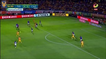 Eduardo Vargas y su gran gol contra Cruz Azul. DUGOUT