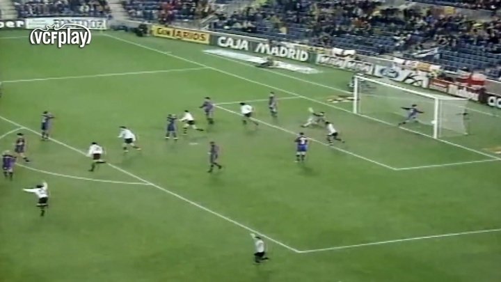 VIDEO: Brilliant Valencia goals v Barcelona