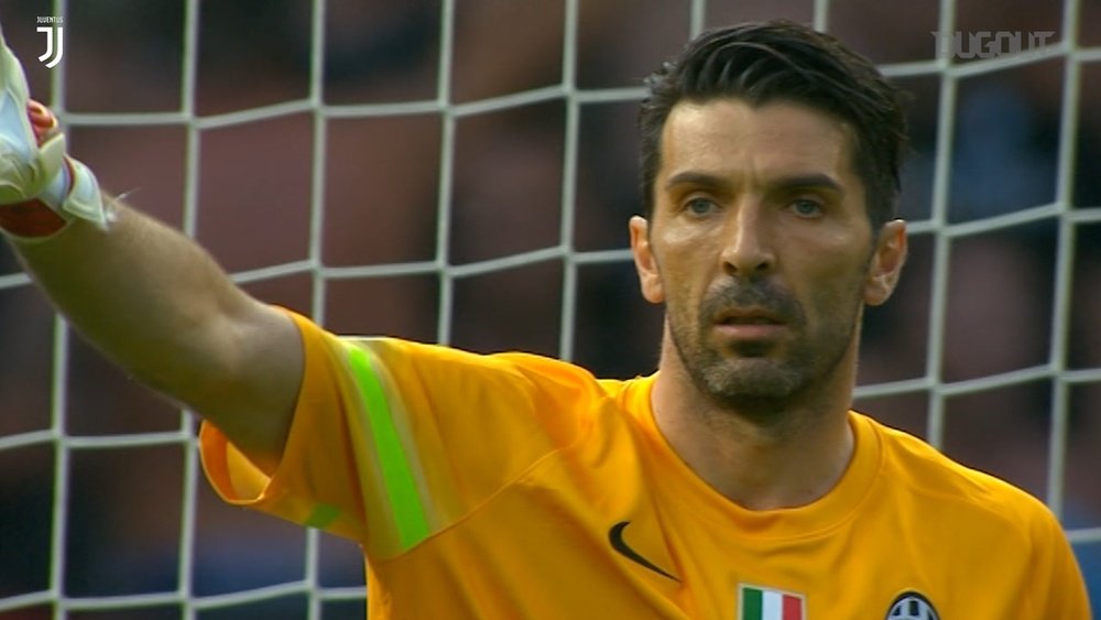Buffon made a superb stop to deny Dani Alves, but Juve still lost to Barca. DUGOUT
