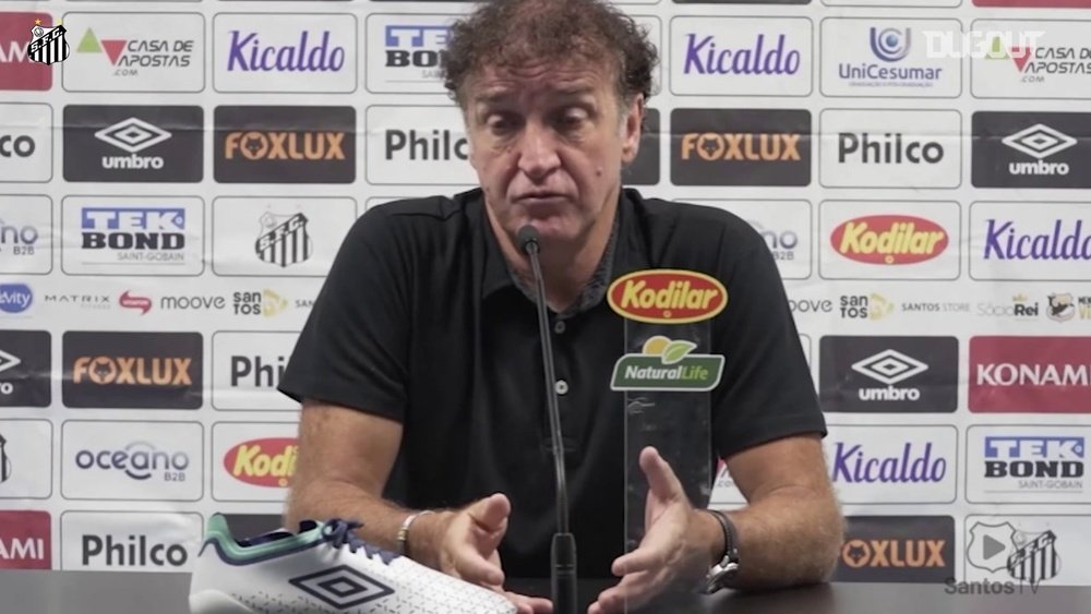 Cuca fala em decisões para o Santos na briga pela vaga na Libertadores. DUGOUT