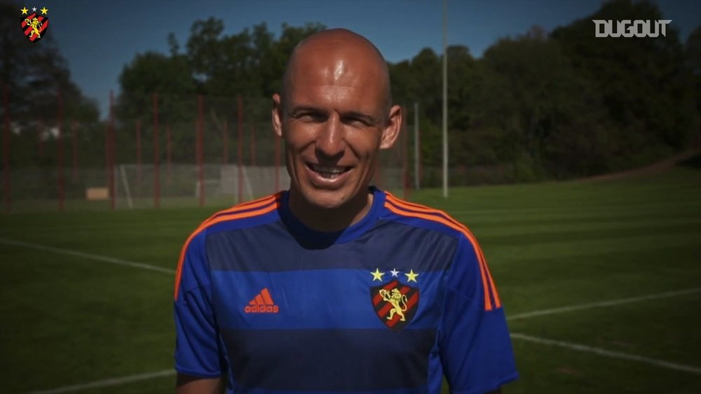 Robben já vestiu a camisa do Sport. DUGOUT