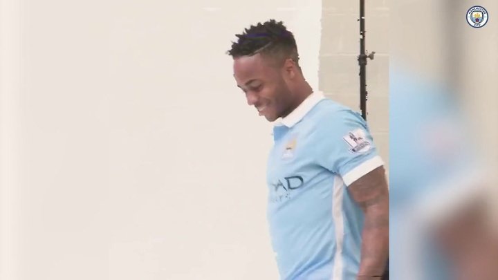 VIDÉO : L'hommage de Manchester City à Sterling