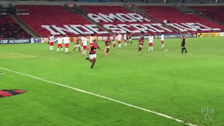 VÍDEO: Veja os gols de Rodrigo Muniz na derrota do Flamengo para o Bragantino