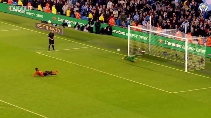 VÍDEO: Pênaltis defendidos por Claudio Bravo no Manchester City