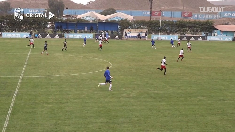 Sporting Cristal were back playing. DUGOUT