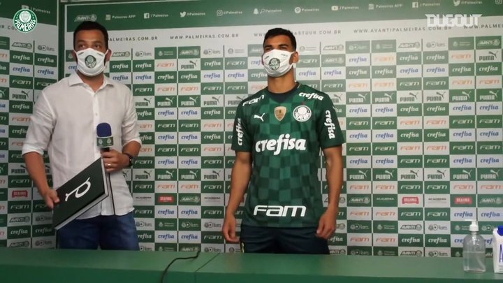 Danilo Barbosa diz como prefere jogar ao ser apresentado no Palmeiras