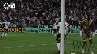 Com boa atuação de Paulinho, Corinthians bate o Mirassol. DUGOUT