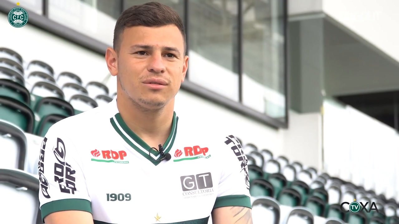 Hugo Moura é apresentado como novo reforço do Coritiba