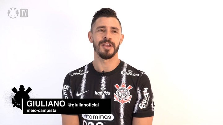 Novo reforço, Giuliano se diz realizado no Corinthians: 